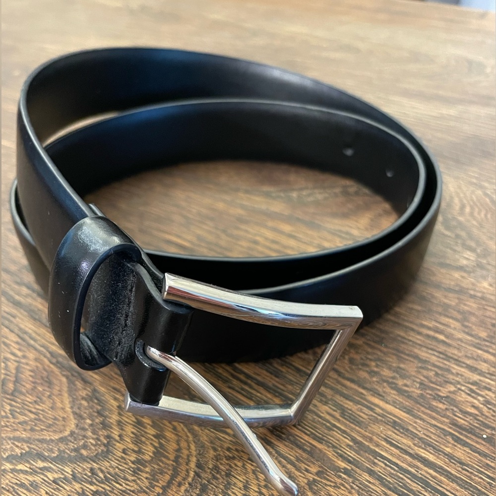 Bill Adler Classic Black Leather Belt with Silver Buckle/ sz 32/GUC